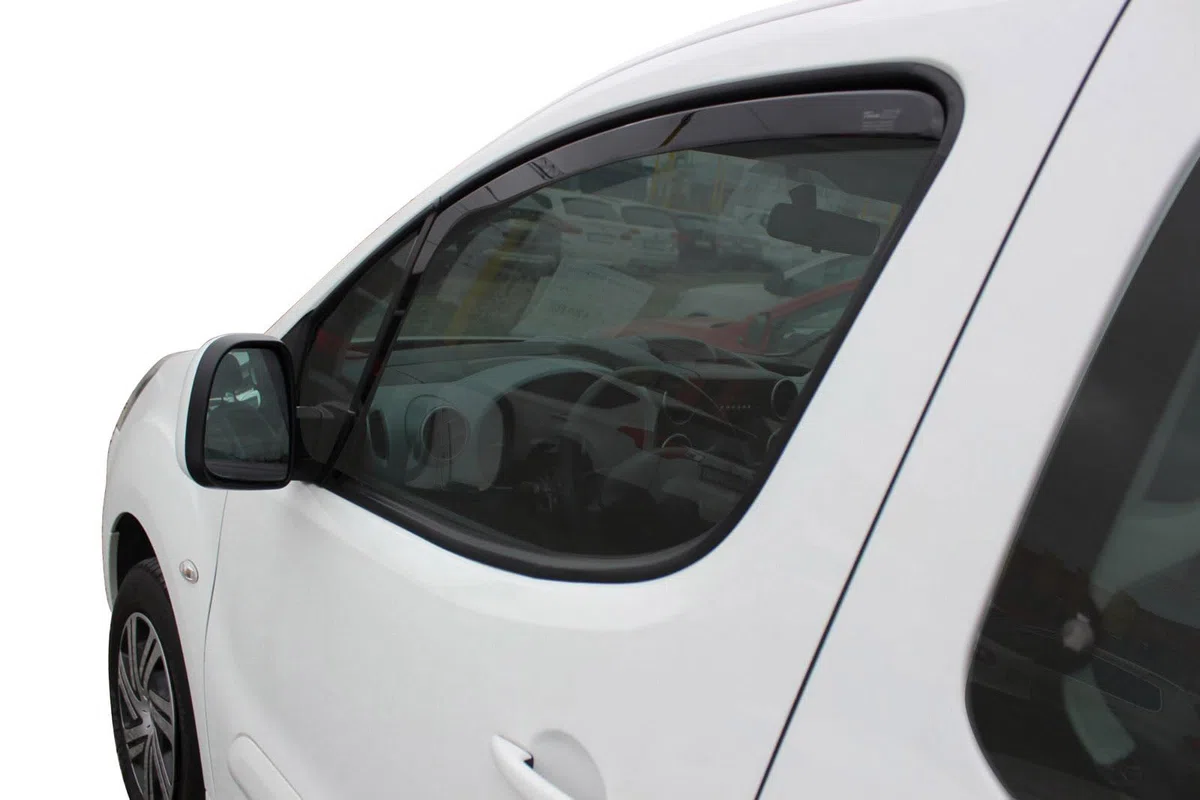 J&J AUTOMOTIVE Windabweiser passend für Citroen Berlingo 2008-2018 2tlg, Heko Regenabweiser Vorne Getönt Dunkel Passform