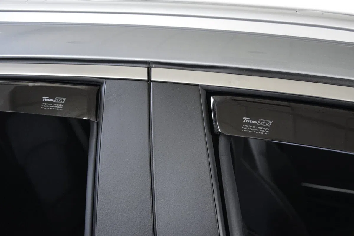 J&J AUTOMOTIVE Windabweiser passend für Kia X Ceed 5-Türer ab 2019 4tlg, Heko Regenabweiser Vorne Hinten Getönt Dunkel Passform