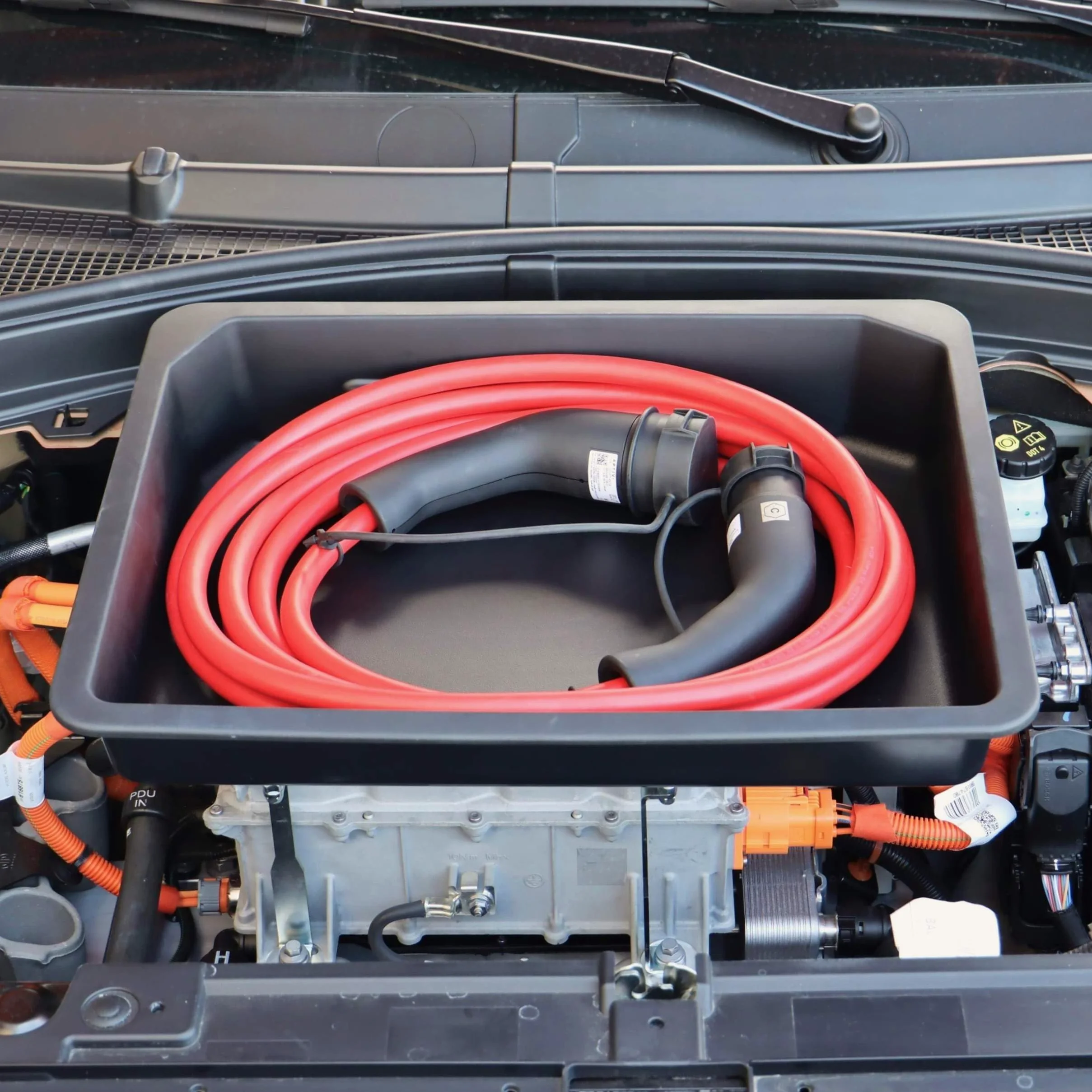 rati Frunk kompatibel für Citroen e-C3 2024-/ e-C3 Aircross 2024-/ Opel Frontera Electric 2024- | Erweiterter Front-Stauraum. Perfekt für Ladekabel & Zubehör.