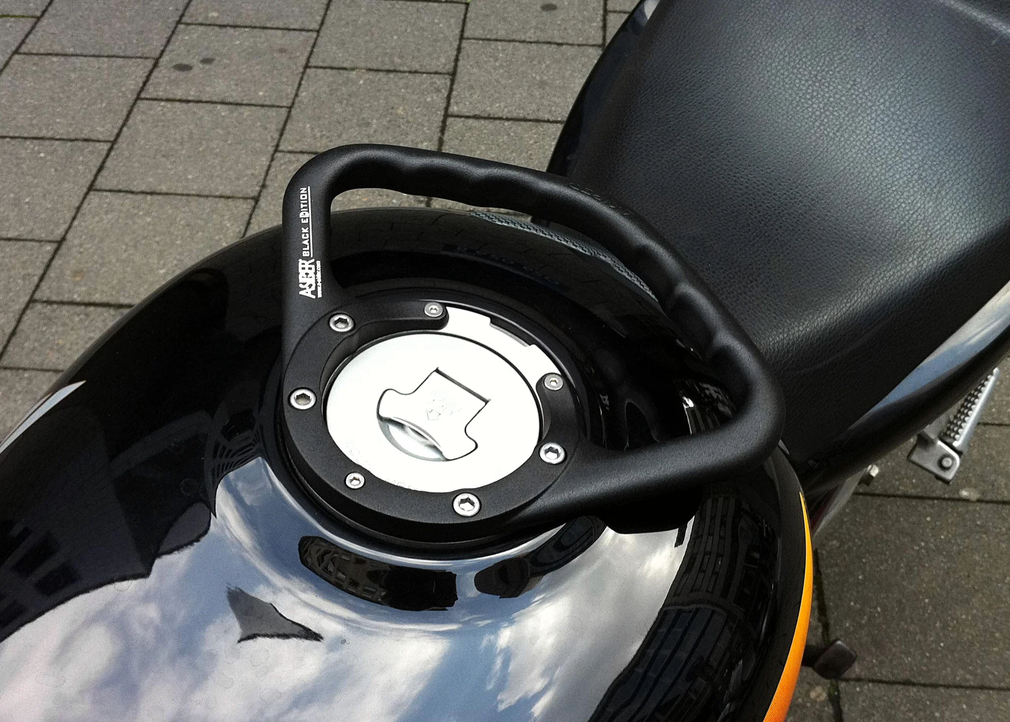 Motorrad Tank Haltegriff Schwarz A-SIDER Sozius Honda Modelle