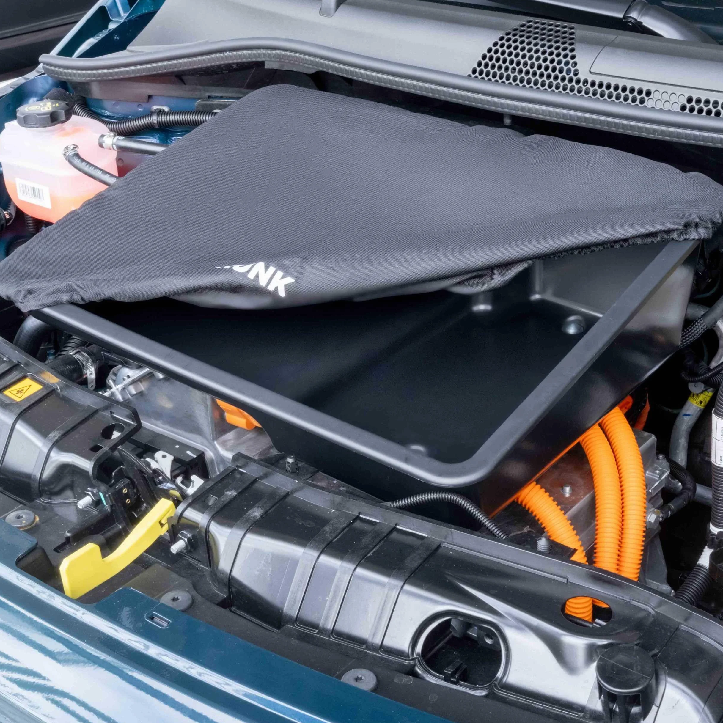 rati Frunk kompatibel für FIAT 500e 2020- |Erweiterter Front-Stauraum. Perfekt für Ladekabel, Zubehör & Werkzeuge. Hervorragende Passgenauigkeit, einfache Montage, höchste Qualität