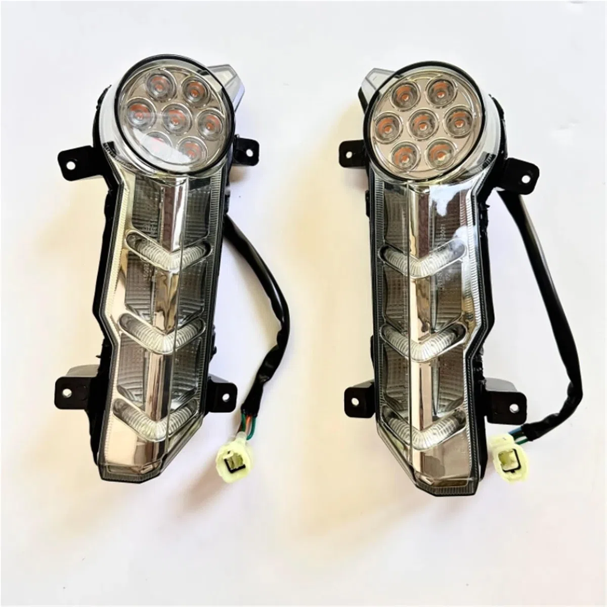 Rücklicht hinten Links/rechts von 2017–2020, gelber Stecker for CF Moto Cforce 800 1000 ATV Quad 9AWA-160210 9AWA-160220(9AWA-160220 Right)