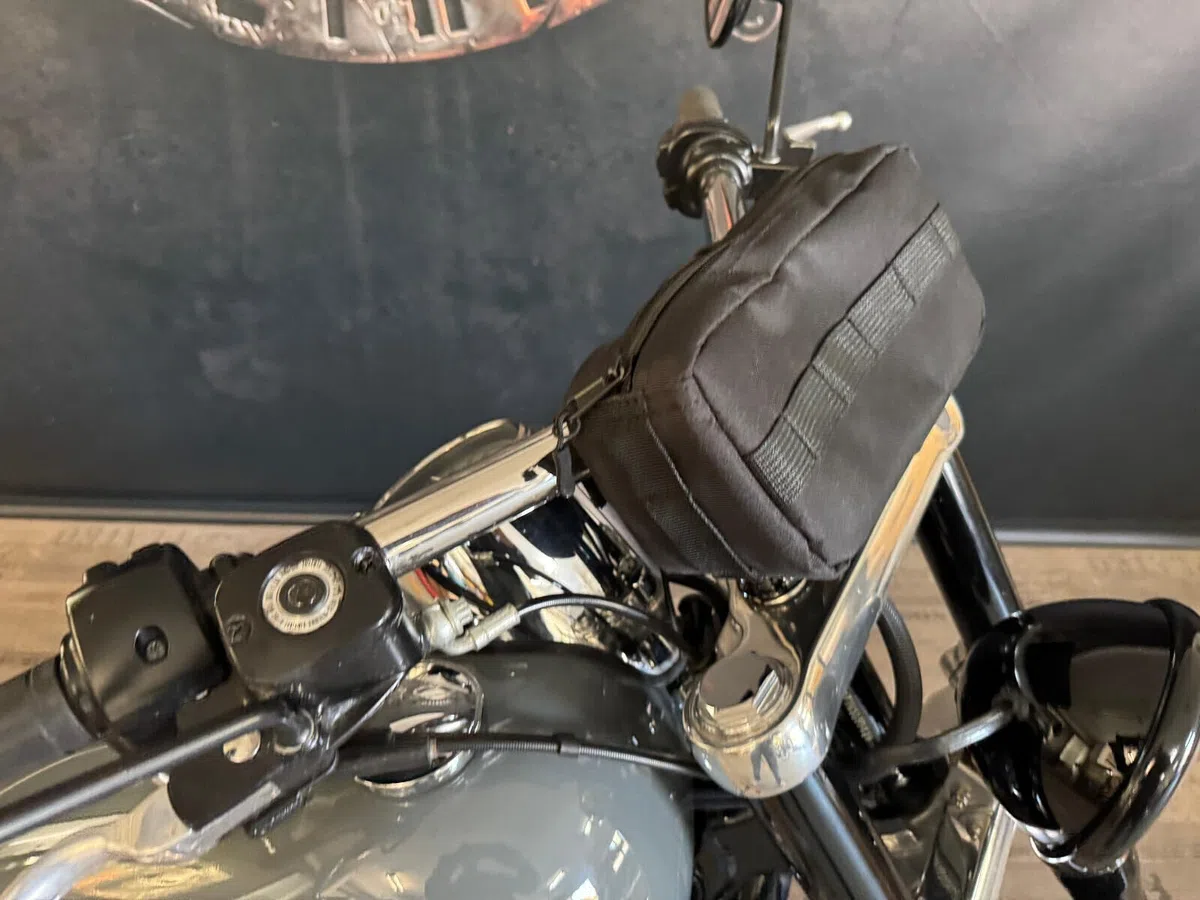 Tool Protect Werkzeugrolle kompatibel mit Harley Davidson universell Bobber Cordura Werkzeugrolle Lenkertasche Gepäckrolle Motorrad Quad Trike ATV Indian Lenker Roller