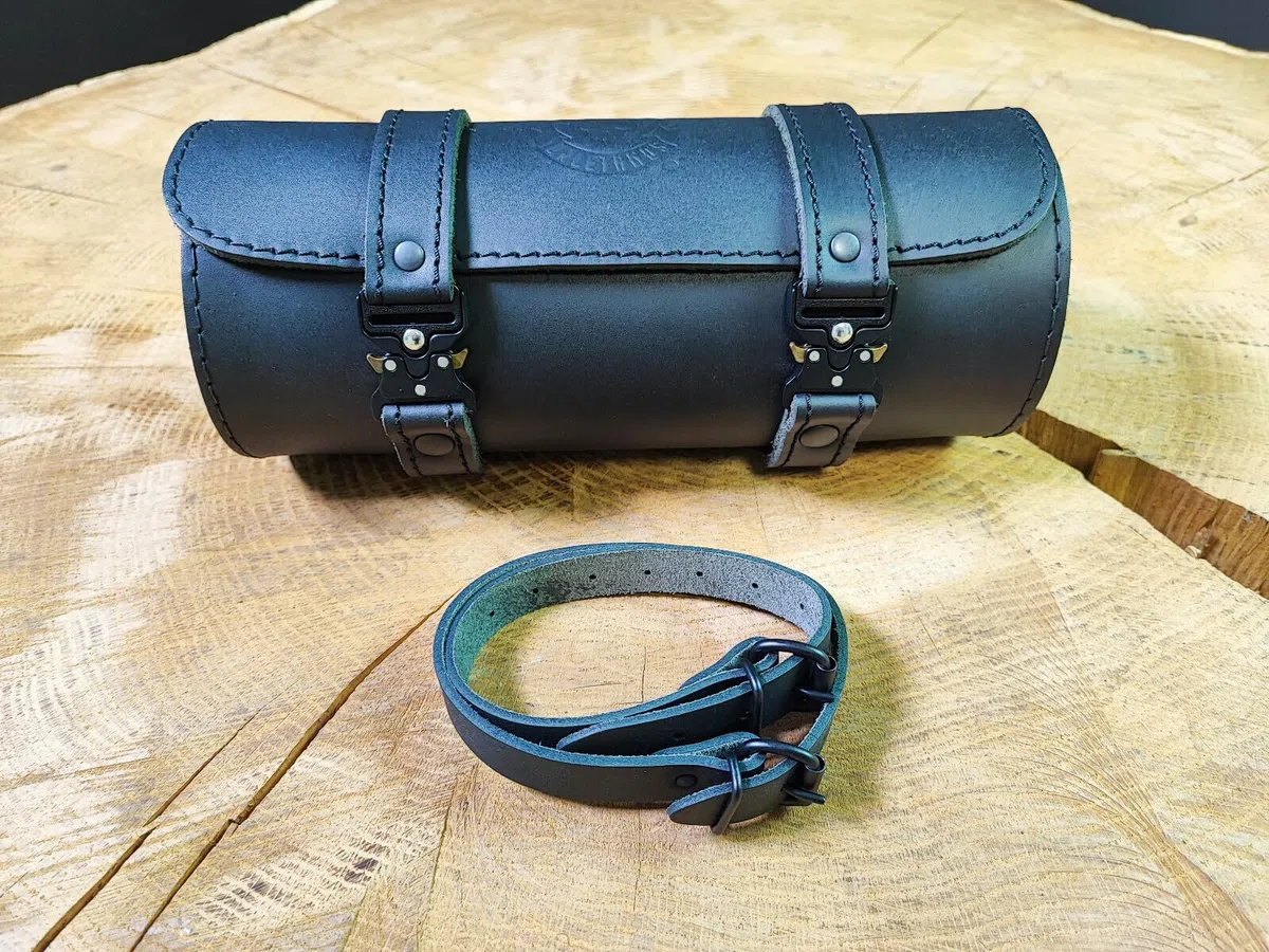 Tool Blackline Werkzeugrolle kompatibel mit Harley Davidson Chopper Reisekoffer Lederrolle Werkzeugrolle Hot Rod HD Koffer Sissybar Gepäckrolle Motorradkoffer schwarz