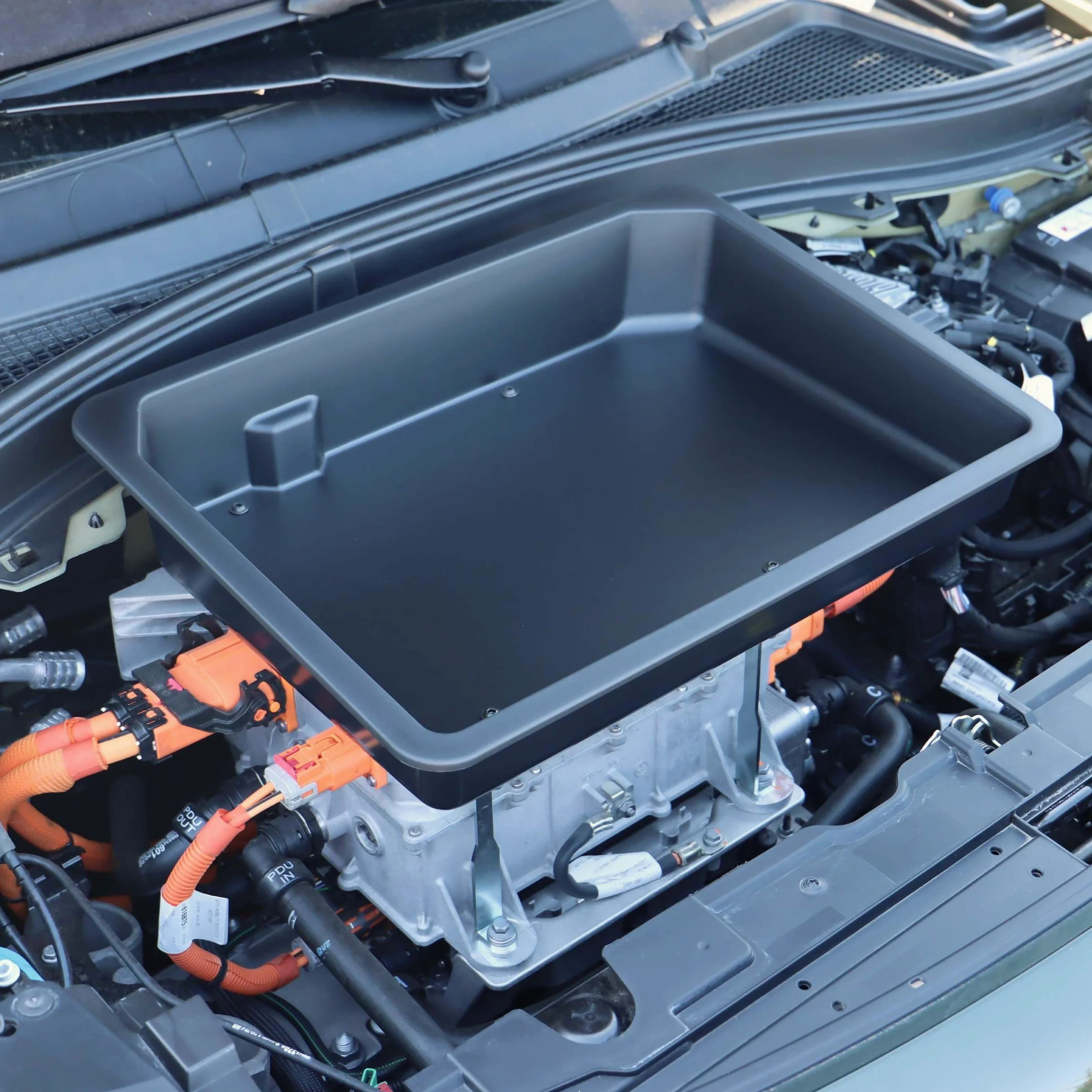 rati Frunk kompatibel für Citroen e-C3 2024-/ e-C3 Aircross 2024-/ Opel Frontera Electric 2024- | Erweiterter Front-Stauraum. Perfekt für Ladekabel & Zubehör.